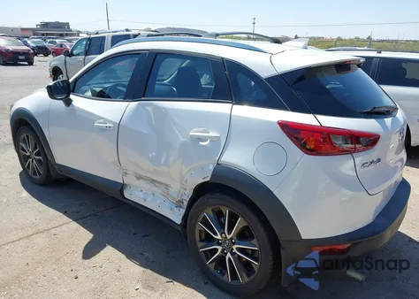 2017 Mazda Cx-3 Touring z USA, uszkodzony, nr VIN JM1DKDC7XH0162211